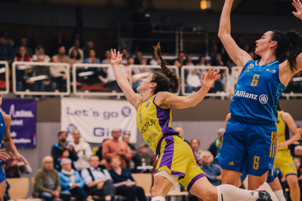 Veilchen Vs. Alba 130