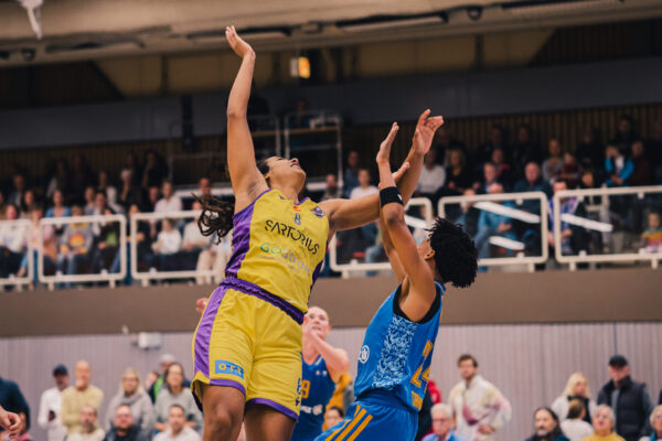 Veilchen Vs. Alba 151