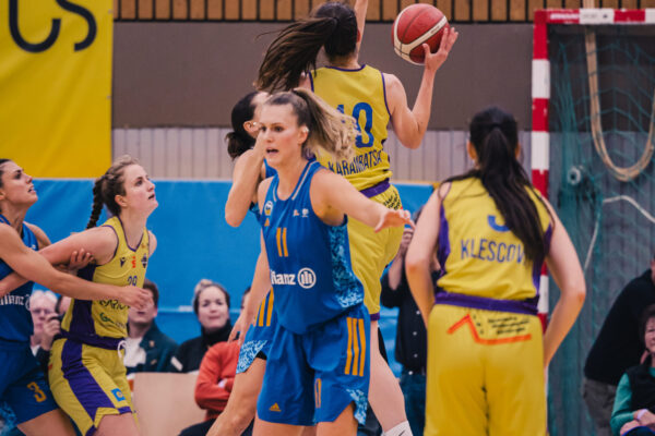 Veilchen Vs. Alba 39