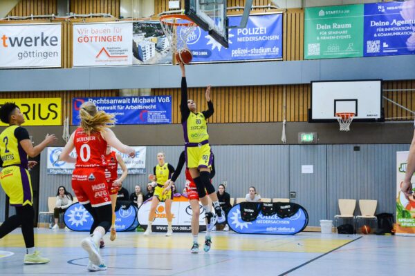 Toyota 1. DBBL, Hauptrunde, 15. Spieltag, Medical Instinct Veilchen BG74 Vs.GiroLive Panthers Osnabrueck 2024-01-14 medical instinct Veilchen BG74 vs. GiroLive Panthers Osnabrueck